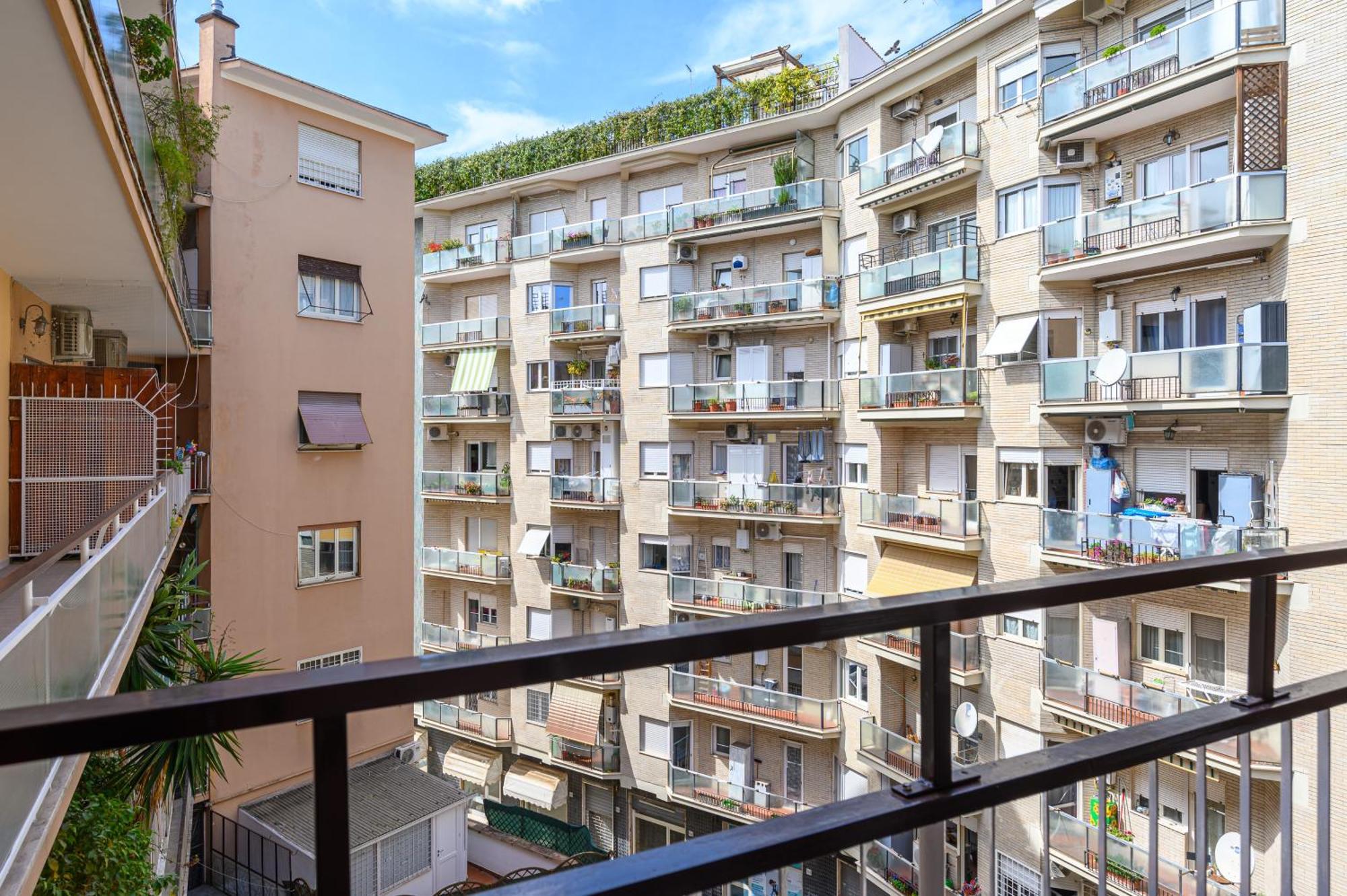 Domus Vatican View - San Pietro Apartment Rome